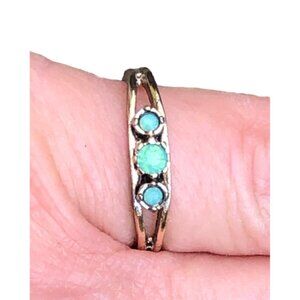 Delicate Gold Tone Split Ring with Three Blue Green Opalite Stones Size 8